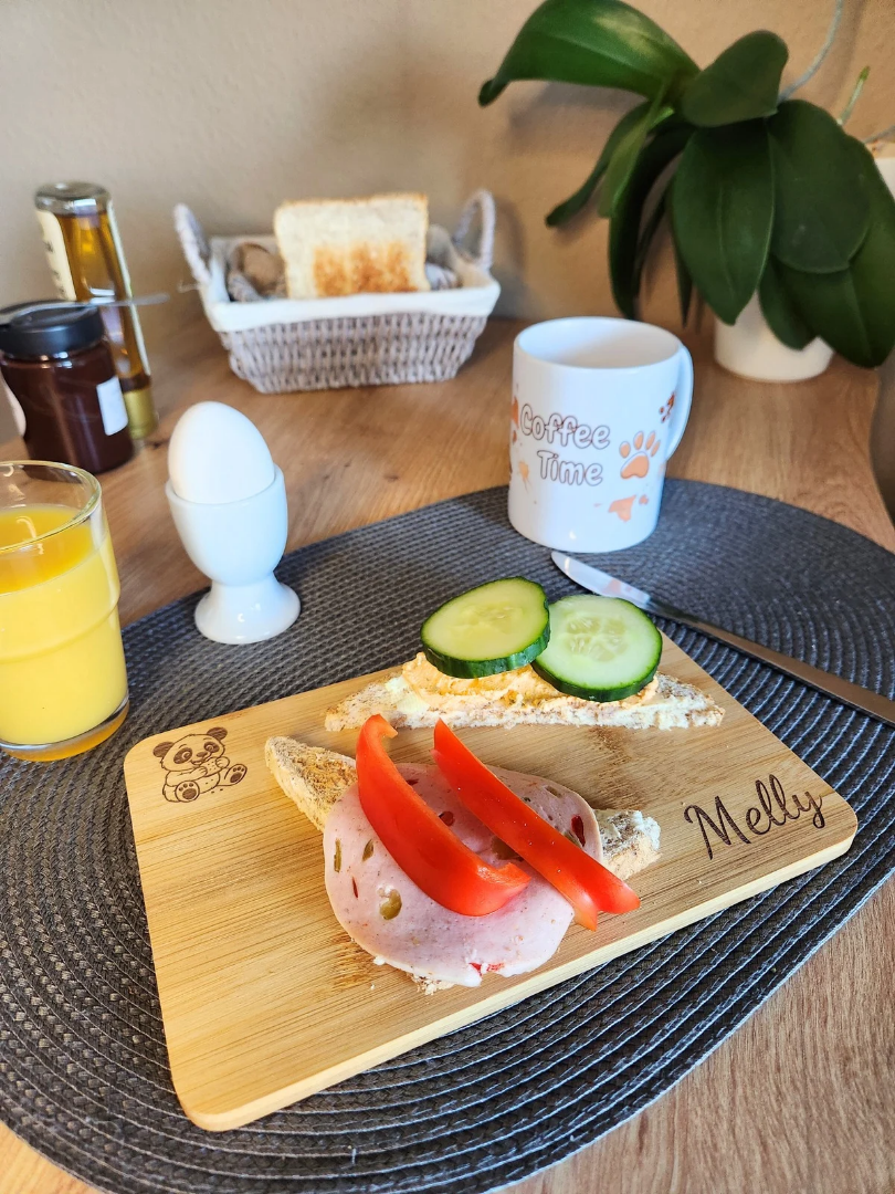 Personalisiertes Frühstücksbrett aus Bambus