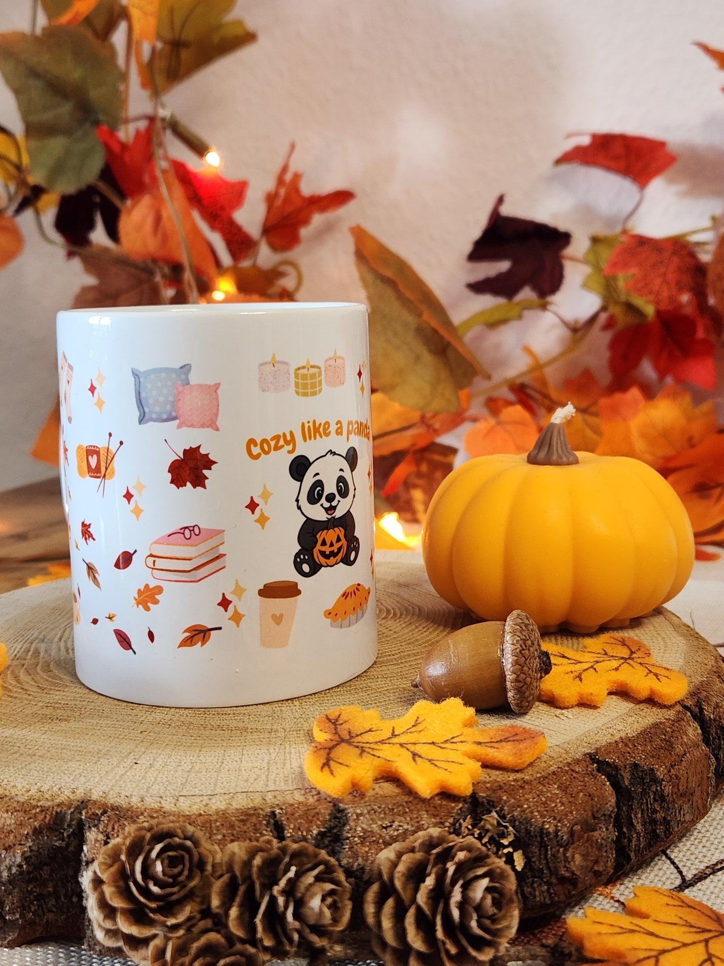AKTION: Tasse "Cozy like a Panda" mit süßem Pandamotiv + Gratis Kürbisgeschenktasche