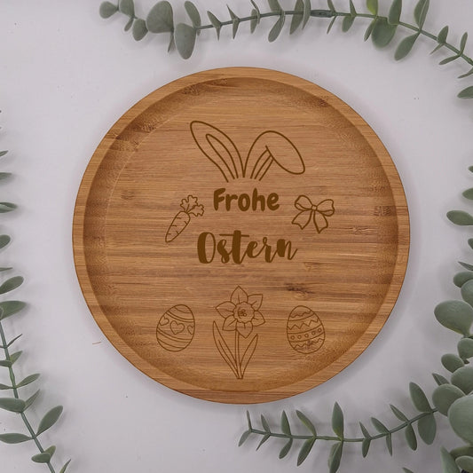 Osterteller aus Bambus mit Gravur