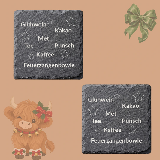 Zwei Schieferuntersetzer mit gravierten Wintergetränken Glühwein, Kakao, Met, Tee, Punsch, Kaffee und Feuerzangenbowle zwischen kleinen Sternen